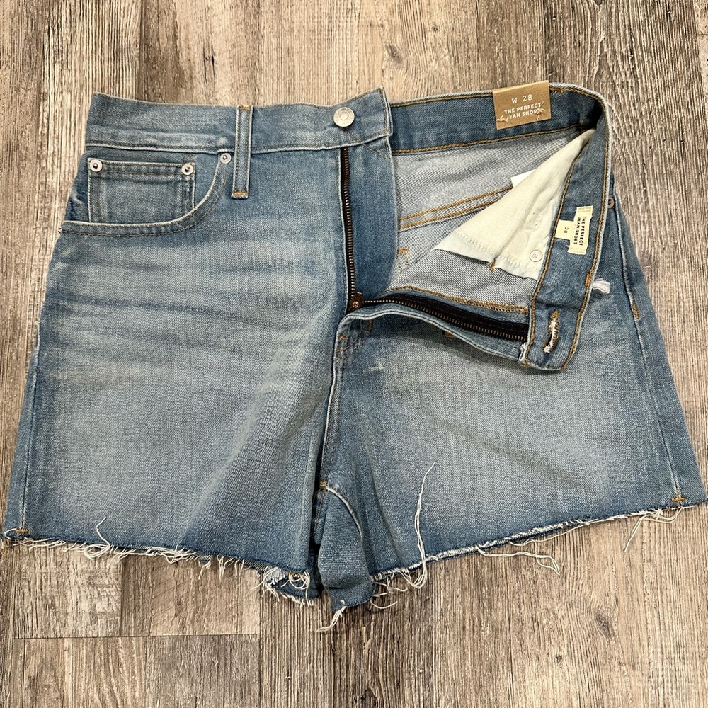 MADEWELL- “The Perfect Jean” short, size 28 NEW